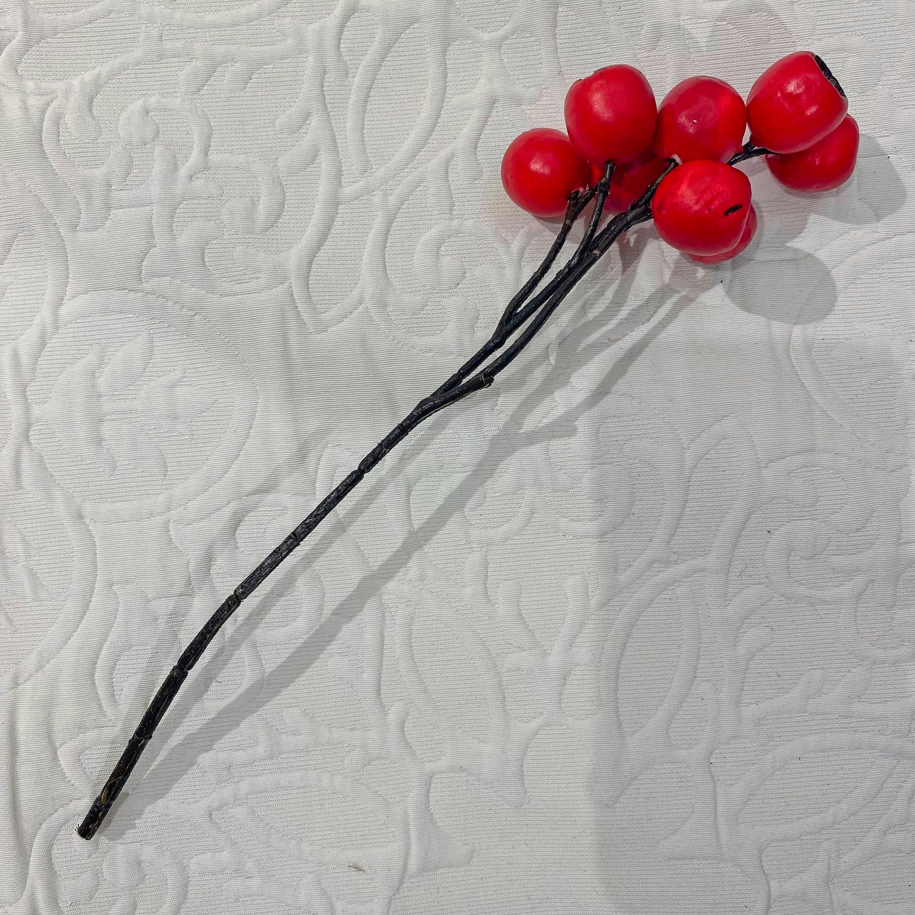 Rama de berries rojas artificiales